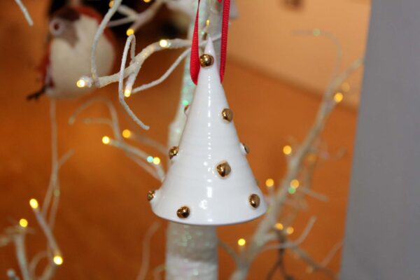 Ming Porcelain 24 Carat Gold Lustre Bauble